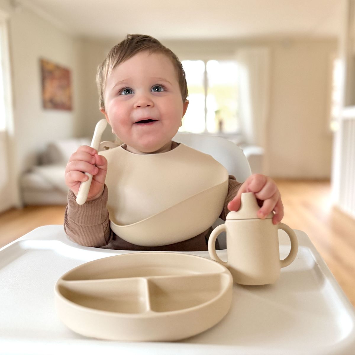 Summerville Organic kopp i silikon med tut, sandshell