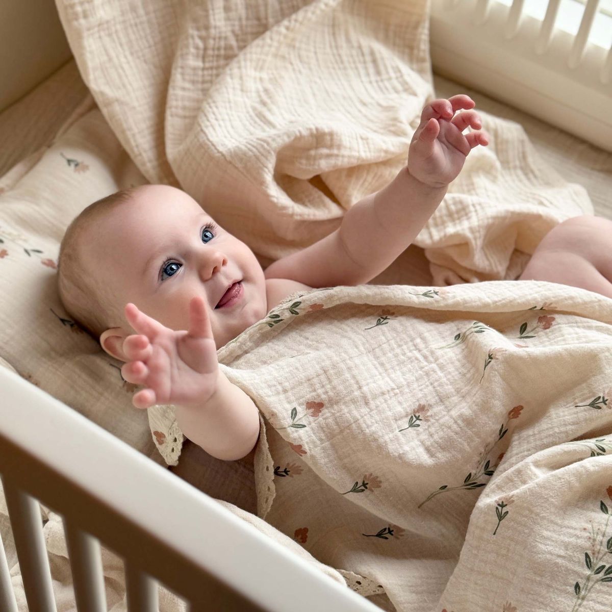 Summerville Organic Crinkle muslin teppe/klut med blondekant